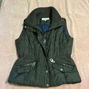 Like new Calvin Klein outdoor vest for those cool fall days.
